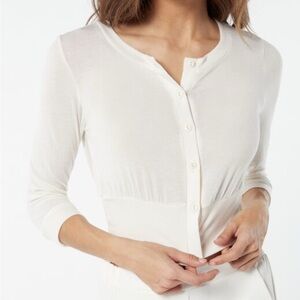 Kancy Kole shear button up top. Cream M